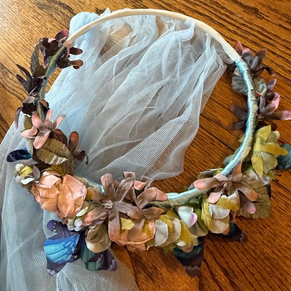 Corpse bride wig, crown, and veil set